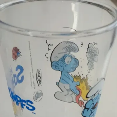 verre amora schtroumpf